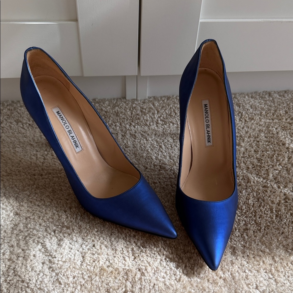 Manolo Blahnik Navy Blue Heels